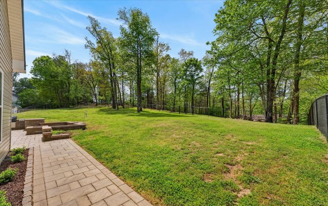 1820 River Rd, Clarksville, TN 37040