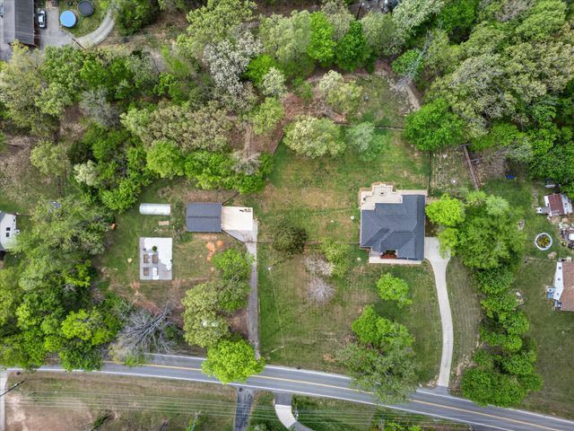 1820 River Rd, Clarksville, TN 37040