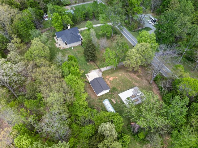 1820 River Rd, Clarksville, TN 37040