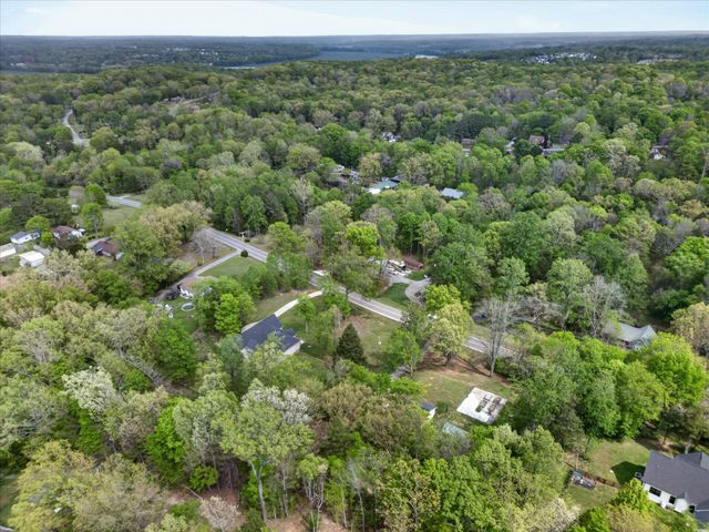 1820 River Rd, Clarksville, TN 37040