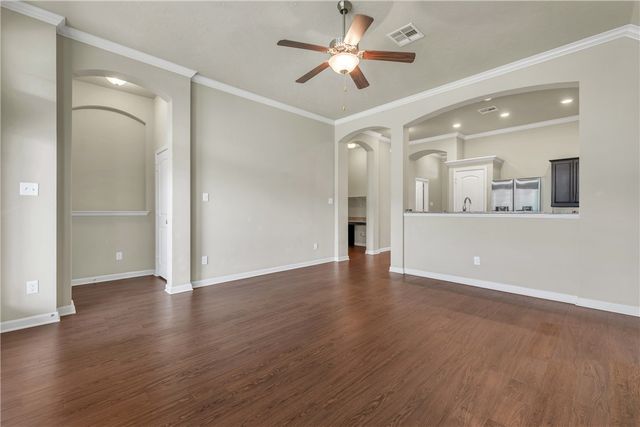 2073 Positano Loop, Bryan, TX 77808