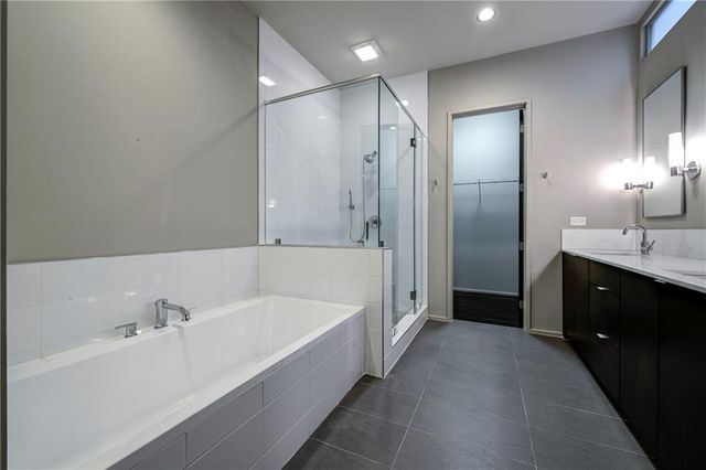 721 Longleaf NE Drive 8, Atlanta, GA 30342