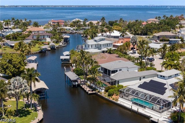 476 Keenan CT, Fort Myers, FL 33919