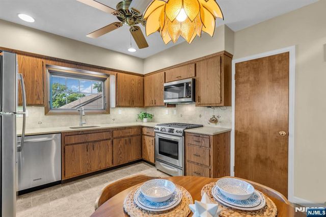 122 Herbert Avenue, Closter, NJ 07624