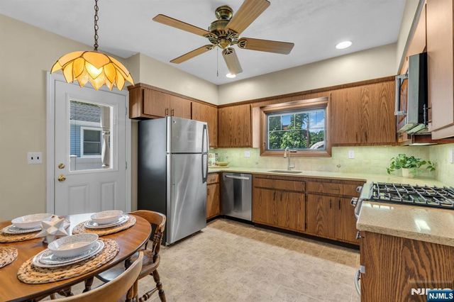 122 Herbert Avenue, Closter, NJ 07624