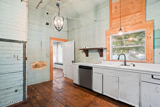 503 N Tracy Street, Bonifay, FL 32425