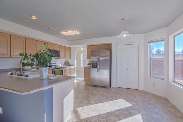 8417 S Sandoval Street NE, Albuquerque, NM 87122