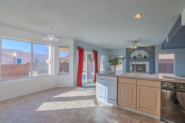 8417 S Sandoval Street NE, Albuquerque, NM 87122