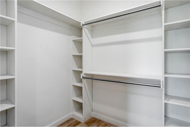 913 Valley Oaks Lane, Centerton, AR 72719