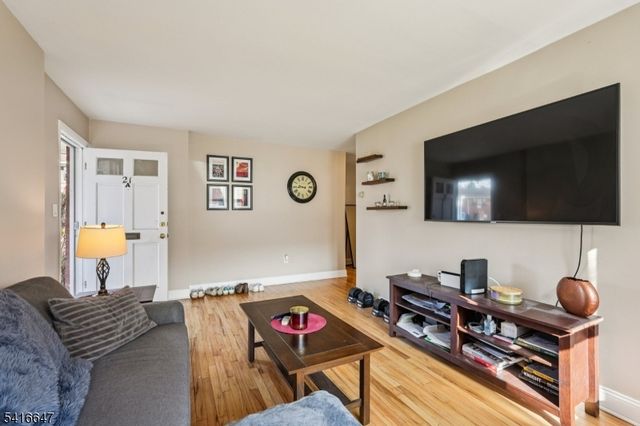 21 Colonial Dr, Little Falls Twp., NJ 07424