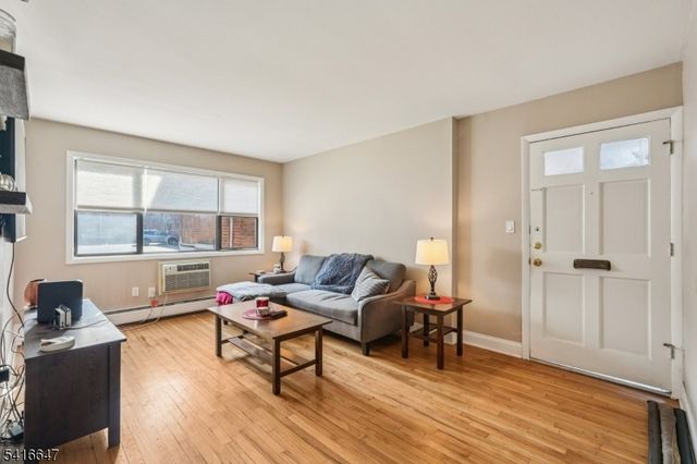 21 Colonial Dr, Little Falls Twp., NJ 07424