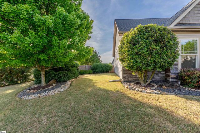 226 Brenleigh Court, Simpsonville, SC 29680