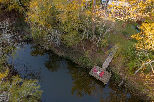 1202 Sunset Drive, Dickinson, TX 77539