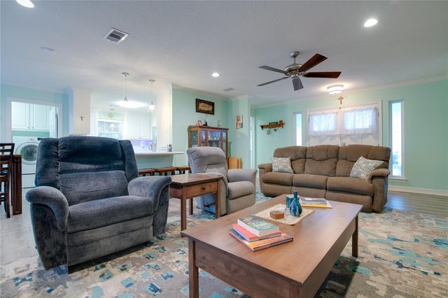 1202 Sunset Drive, Dickinson, TX 77539