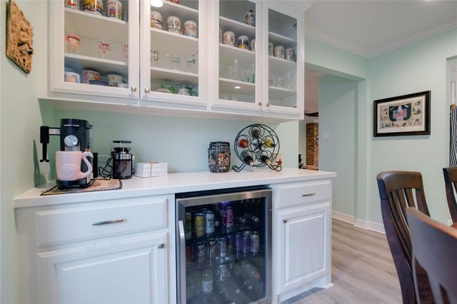 1202 Sunset Drive, Dickinson, TX 77539