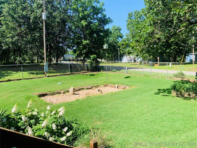 171 Homestead Drive, Canadian, OK 74425