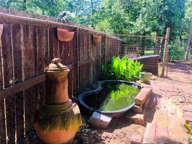 171 Homestead Drive, Canadian, OK 74425