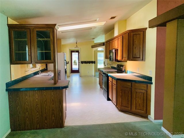 171 Homestead Drive, Canadian, OK 74425