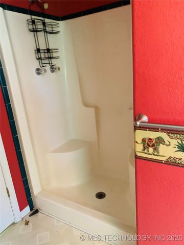 171 Homestead Drive, Canadian, OK 74425