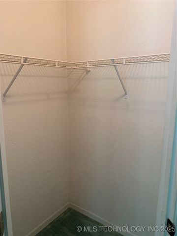 171 Homestead Drive, Canadian, OK 74425