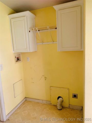 171 Homestead Drive, Canadian, OK 74425