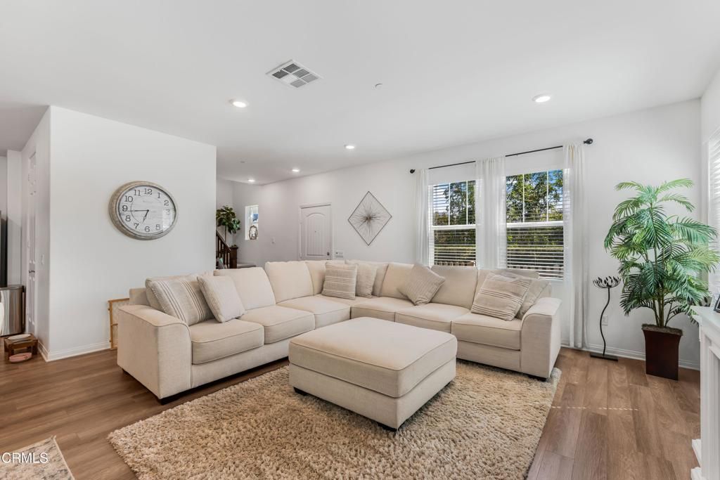 525 Heritage Valley Parkway, Fillmore, CA 93015 — photo 3