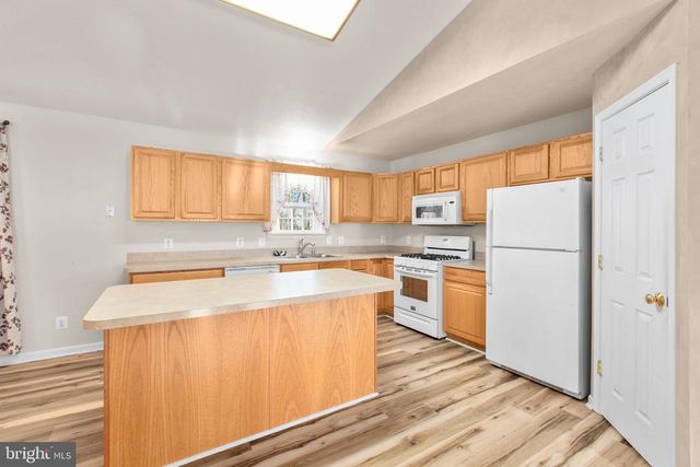 3700 ALBERTA DR, Fredericksburg, VA 22408