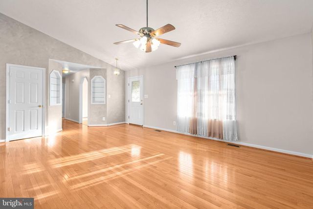 3700 ALBERTA DR, Fredericksburg, VA 22408