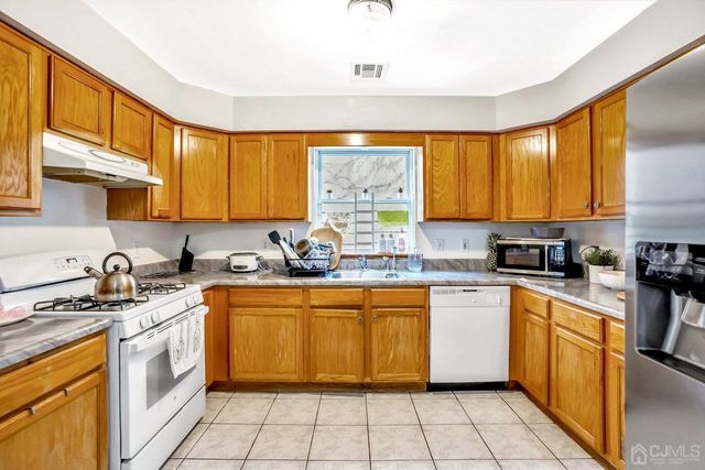 125 Elizabeth Avenue, Elizabeth, NJ 07206