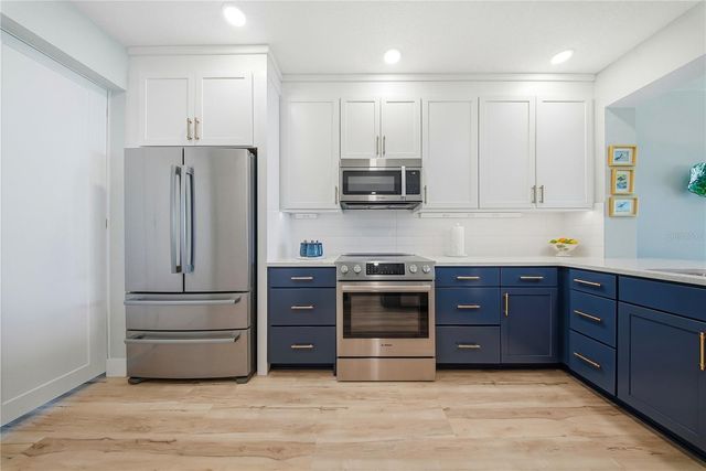 8021 SAILBOAT KEY BOULEVARD S 403, St Pete Beach, FL 33707