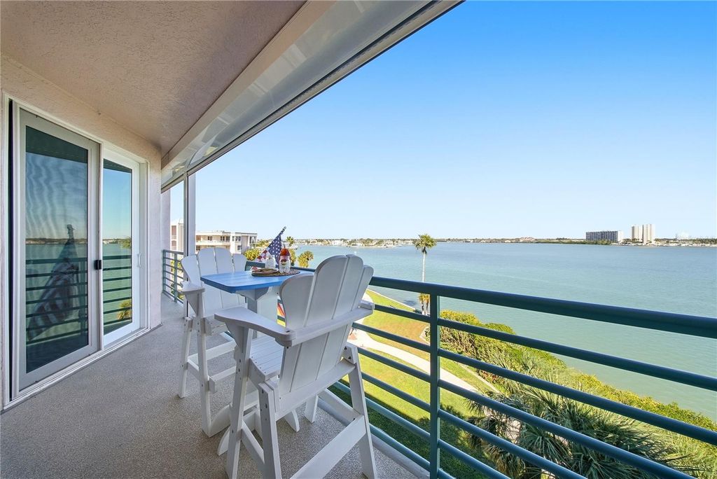 Image 2 of property listing at 8021 SAILBOAT KEY BOULEVARD S 403, St Pete Beach, FL 33707