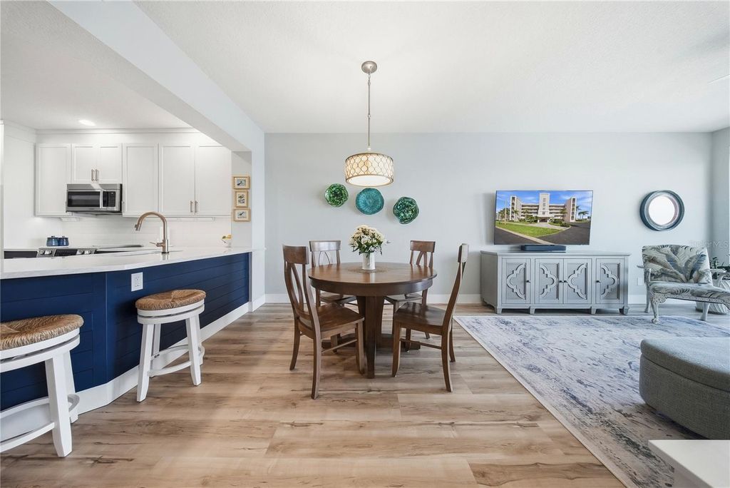 Image 15 of property listing at 8021 SAILBOAT KEY BOULEVARD S 403, St Pete Beach, FL 33707