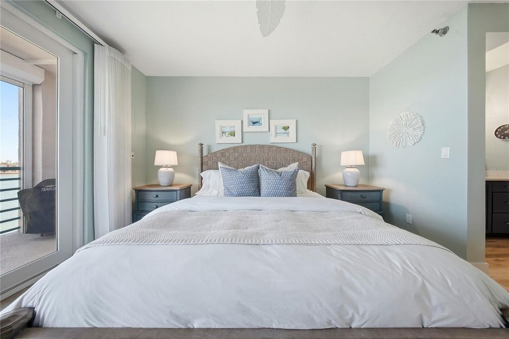 Image 21 of property listing at 8021 SAILBOAT KEY BOULEVARD S 403, St Pete Beach, FL 33707