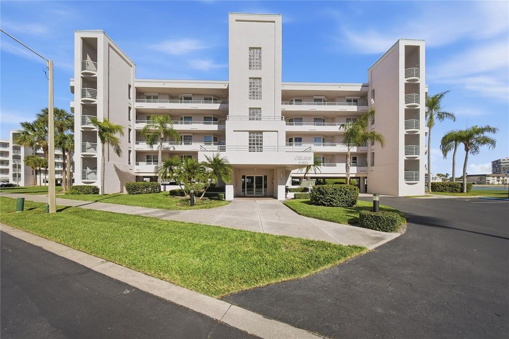 Image 39 of property listing at 8021 SAILBOAT KEY BOULEVARD S 403, St Pete Beach, FL 33707