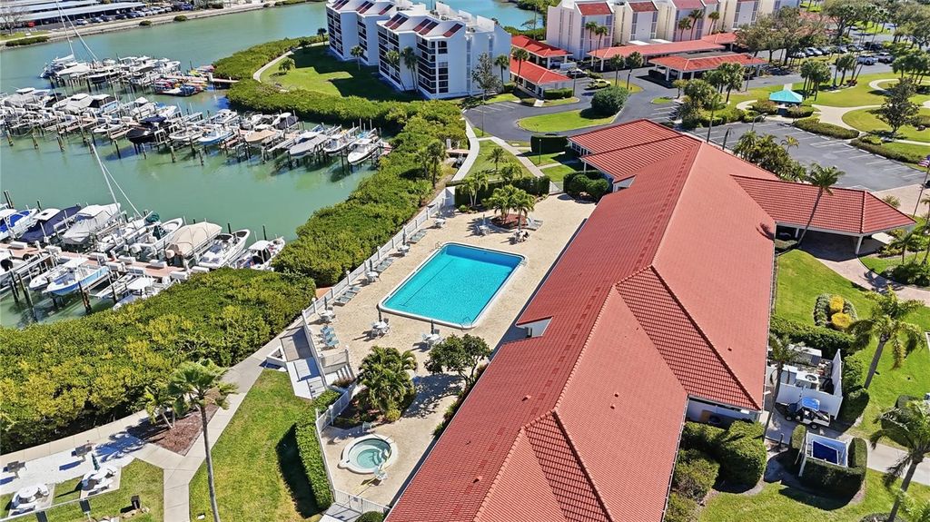 Image 43 of property listing at 8021 SAILBOAT KEY BOULEVARD S 403, St Pete Beach, FL 33707