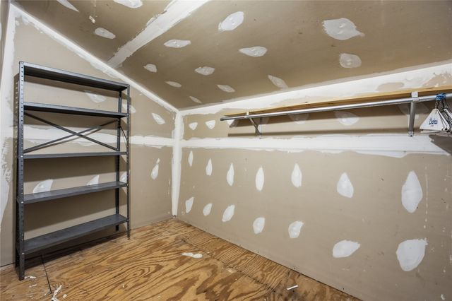 4127 Lexington Drive NE B, Cedar Rapids, IA 52402