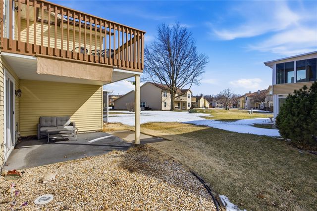 4127 Lexington Drive NE B, Cedar Rapids, IA 52402