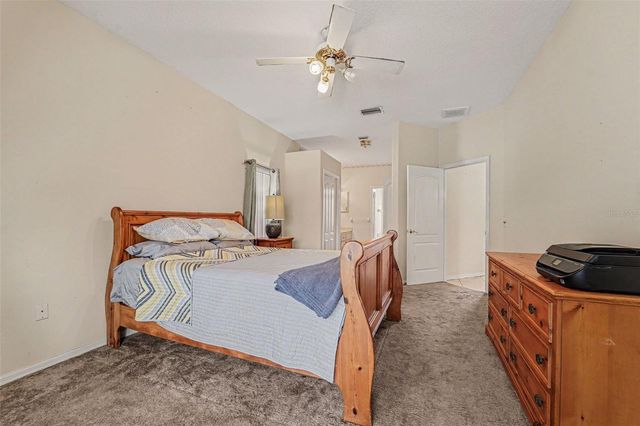 8511 SIAMANG COURT, New Port Richey, FL 34653