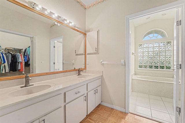 8511 SIAMANG COURT, New Port Richey, FL 34653