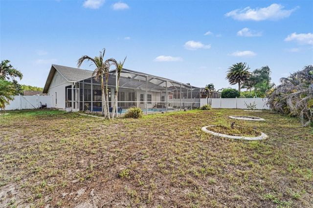 8511 SIAMANG COURT, New Port Richey, FL 34653