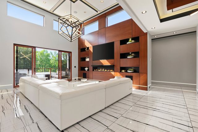 2454 Runion Road, Inman, SC 29349