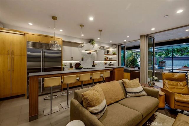 1016 5th, Hermosa Beach, CA 90254