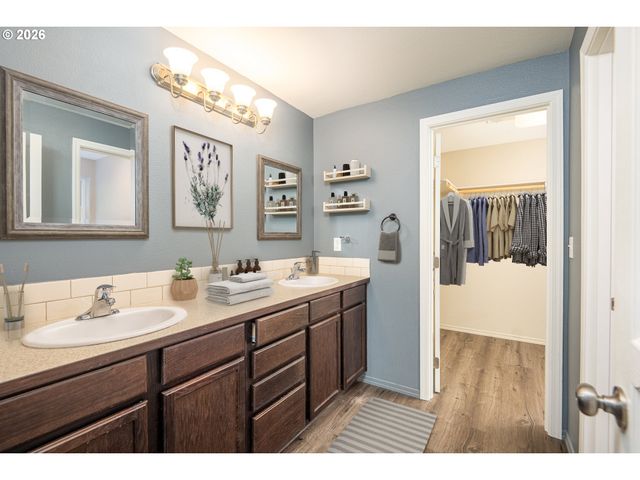 87741 RENDEZVOUS Loop, Veneta, OR 97487