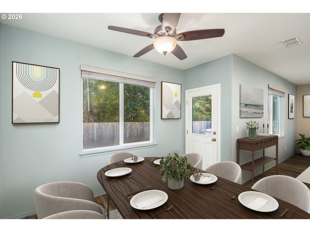 87741 RENDEZVOUS Loop, Veneta, OR 97487