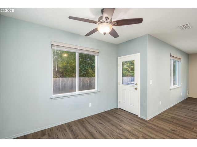 87741 RENDEZVOUS Loop, Veneta, OR 97487