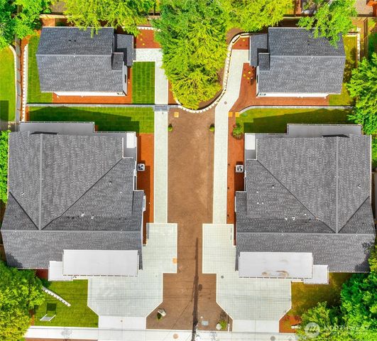 12644 NE 80th Street, Kirkland, WA 98033