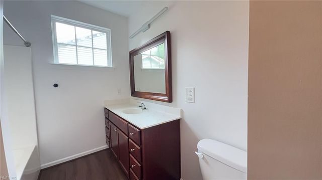 662 Lacy Oak DR, Chesapeake, VA 23320