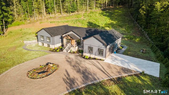 145 Monarca Drive, Middletown, CT 06457