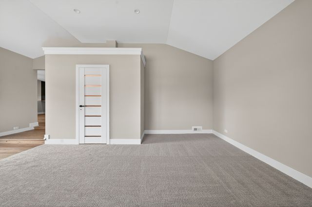 10409 S 82 Avenue, Palos Hills, IL 60465
