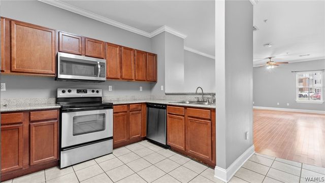 3218 Veterans Memorial 714, Tuscaloosa, AL 35404